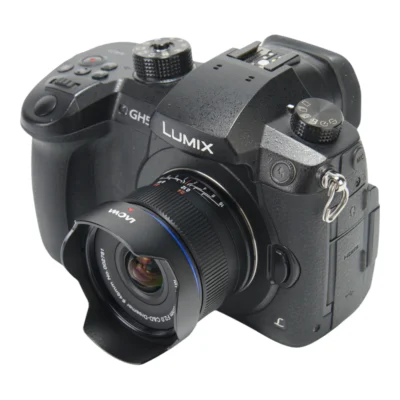 Laowa 10mm f/2 Zero-D MFT - MFT