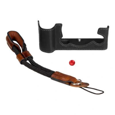 SmallRig 3927 Half Case & Wrist Strap for Fujifilm X-T5