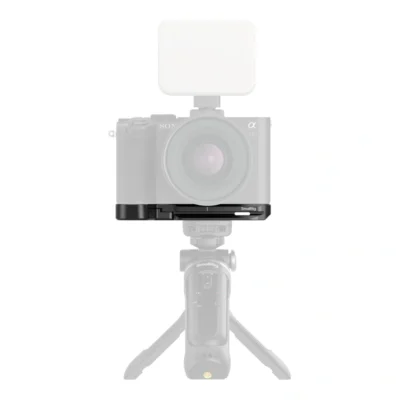 SmallRig Baseplate with Airtag Slot for Sony A7C II / A7CR - Black