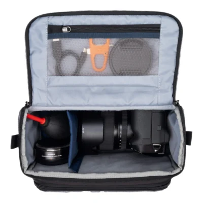 Think Tank Mirrorless Mover 30 V2