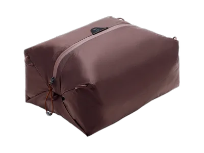 Travel bags & packing